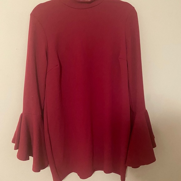 Flare sleeve dress - Picture 2 of 6